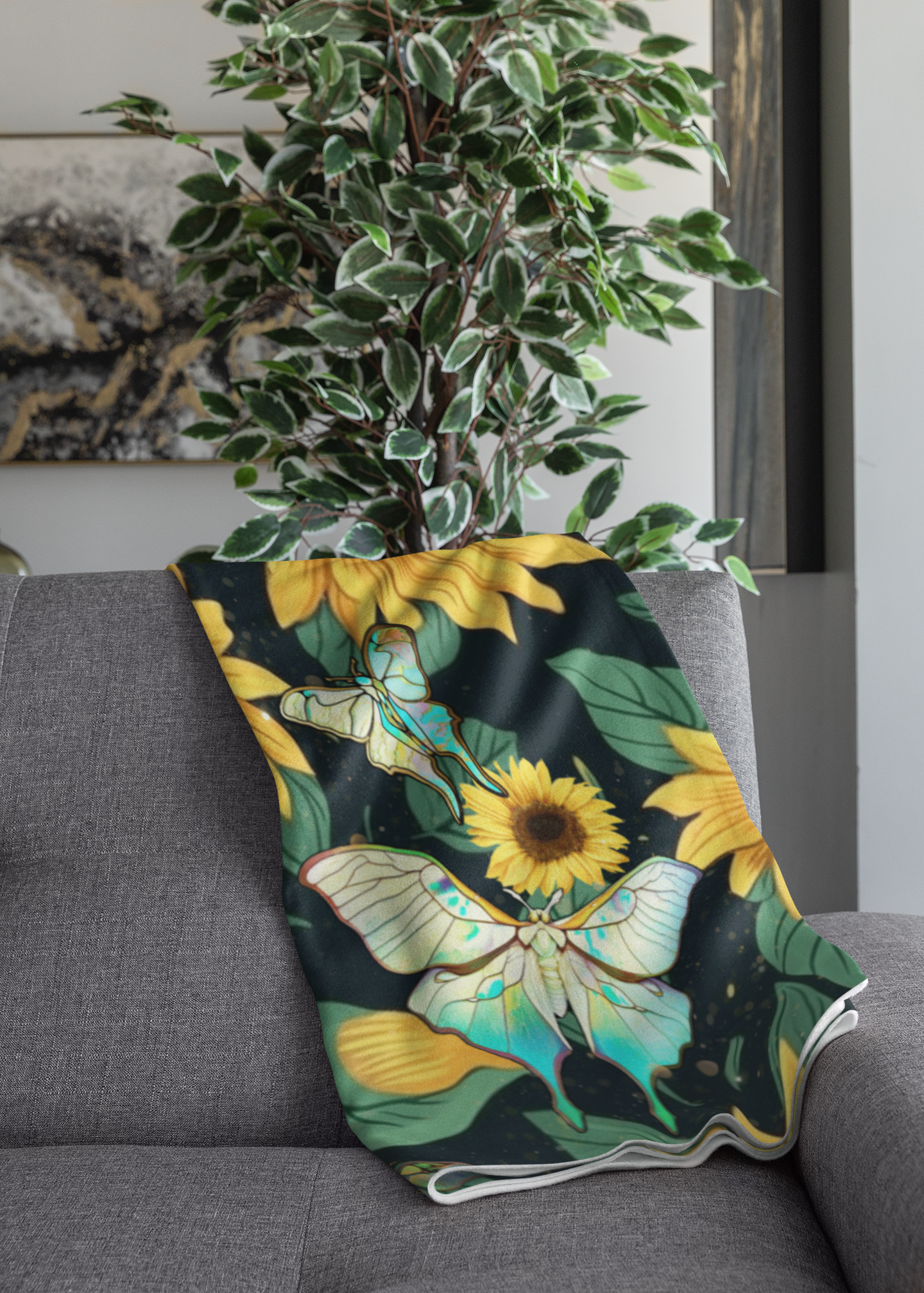 Soft and Luxurious Sunflower and Luna Moth Velveteen Blanket - Perfect for Bringing the Outdoors In