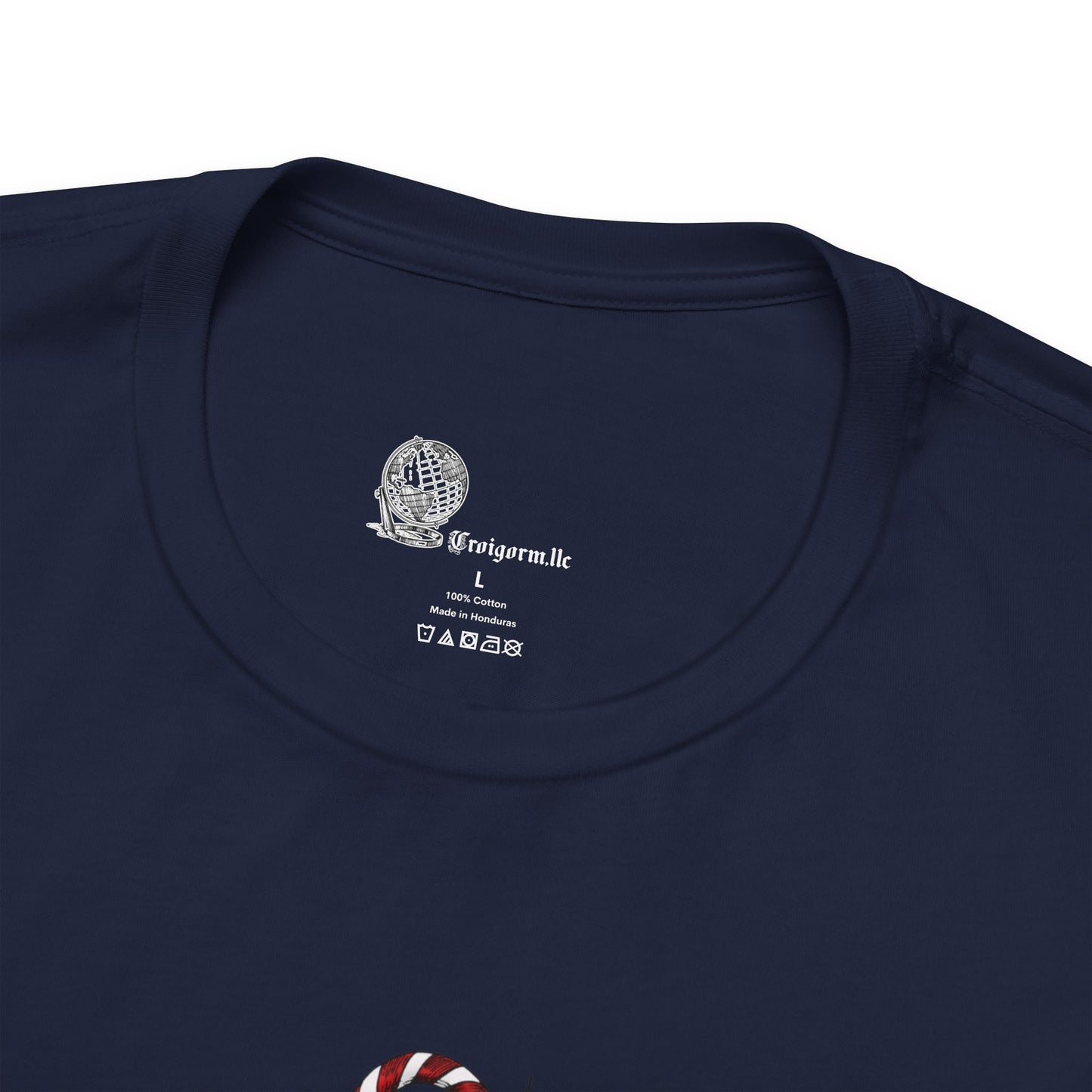 Merry Massacre skull wreath T-Shirt | Christmas horror holiday tee