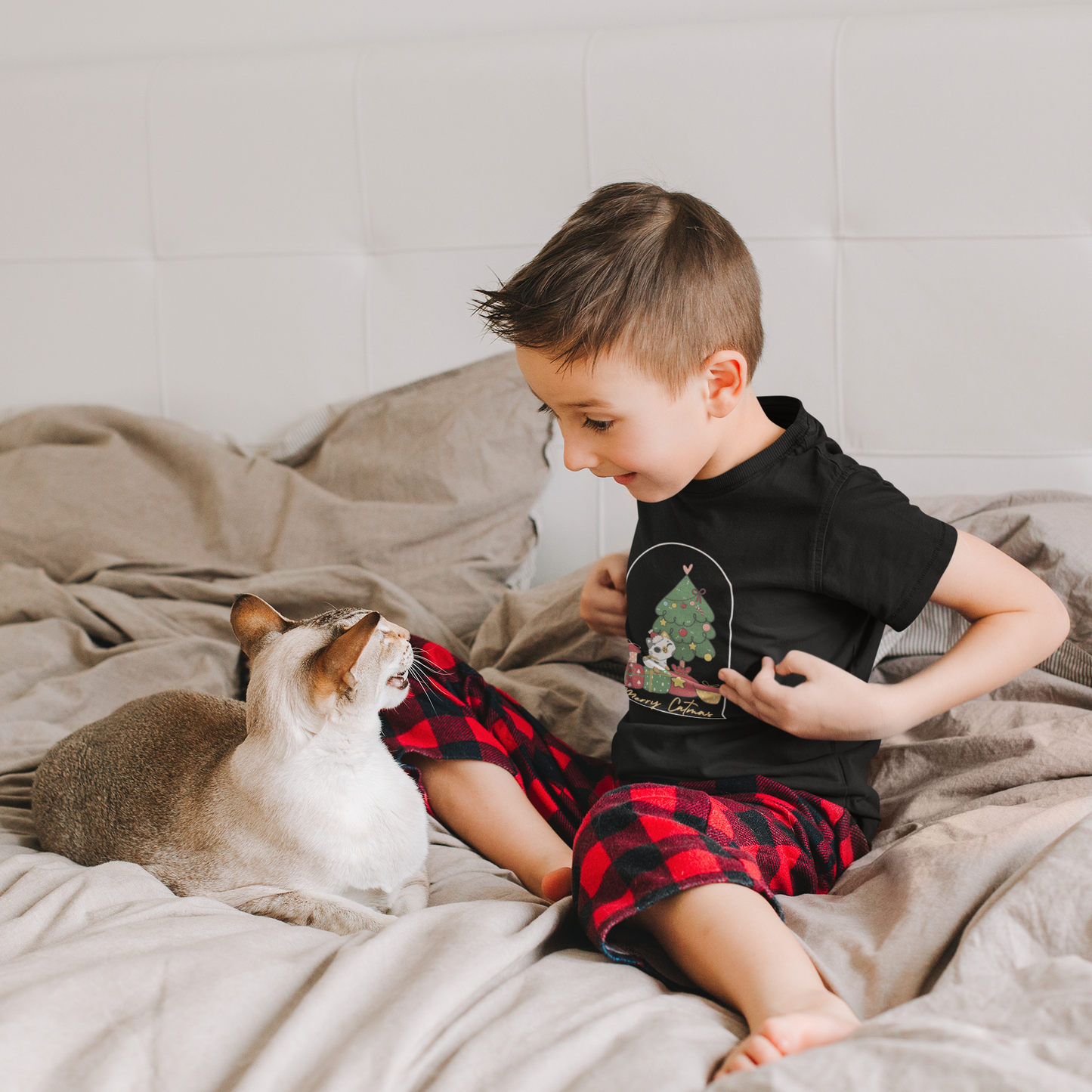 Celebrate Catmas with Style - Ultra Comfy Youth Short Sleeve Tee