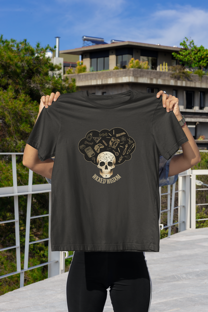 Edgy Skull Graphic Tee – Unisex Comfort for the Bold and Unique